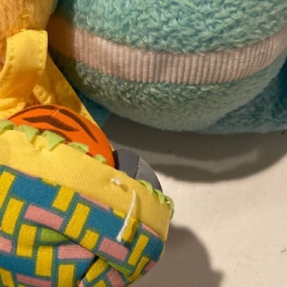 Vintage Winne the Pooh ‘Springtime Pooh’ Fischer Price Plush Toy - Picture 8 of 9